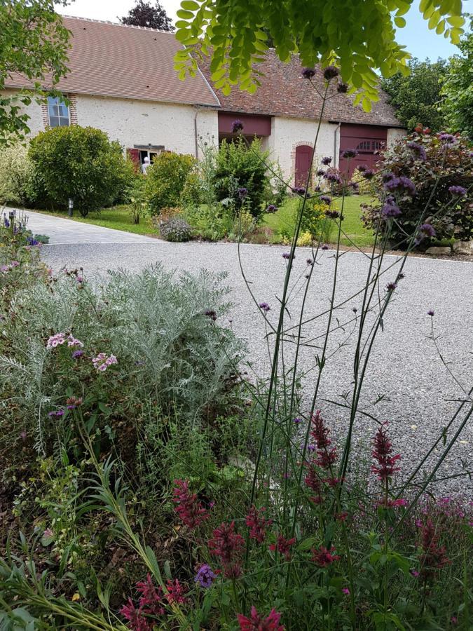 Les 7 Tilleuls - Gite Mesland Exterior foto
