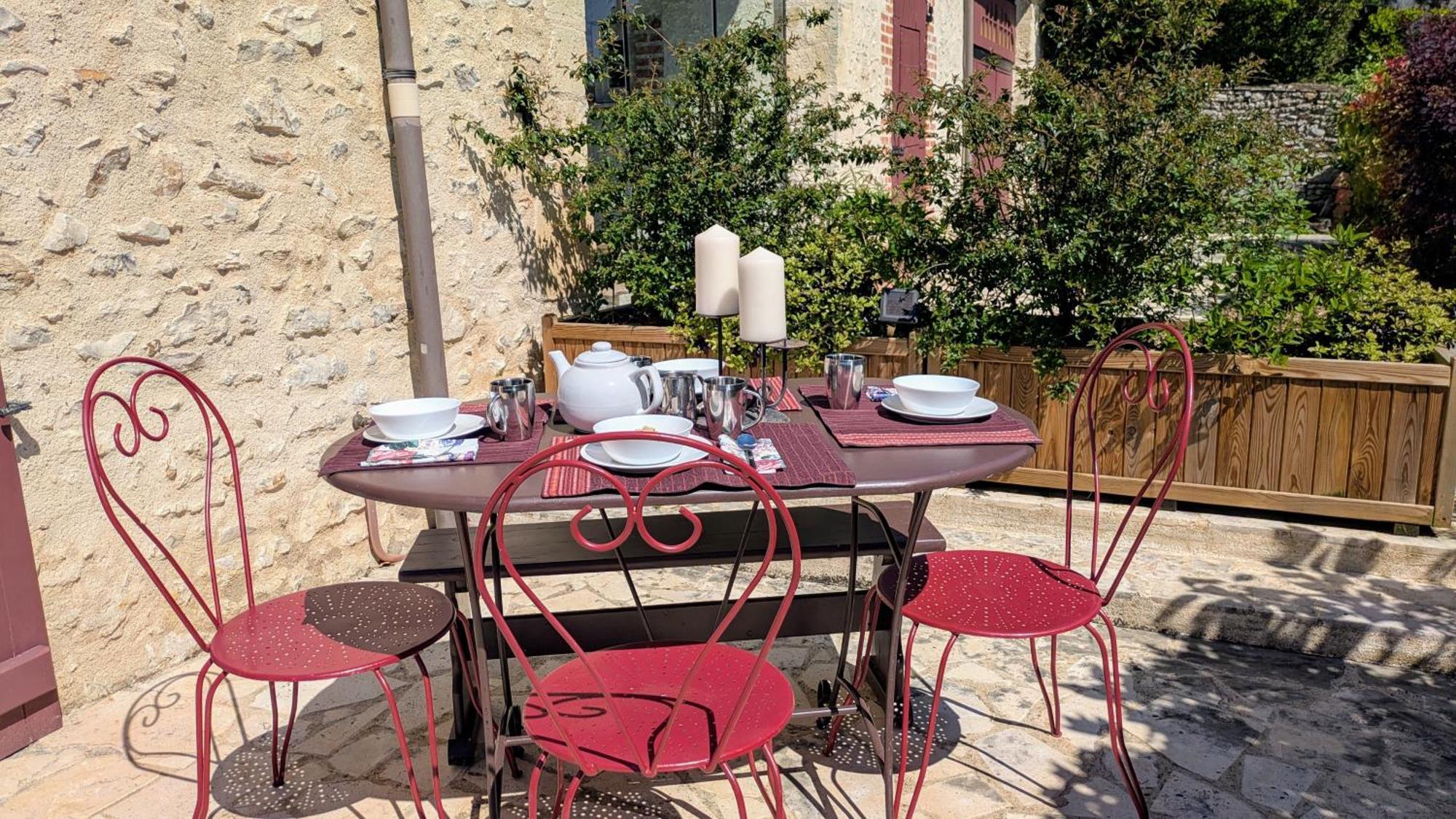 Les 7 Tilleuls - Gite Mesland Exterior foto